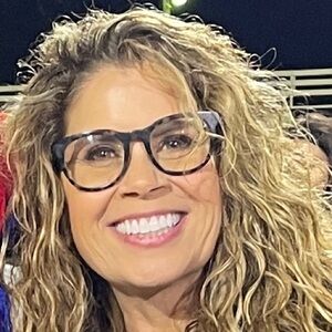 Meet your Posher, Dana